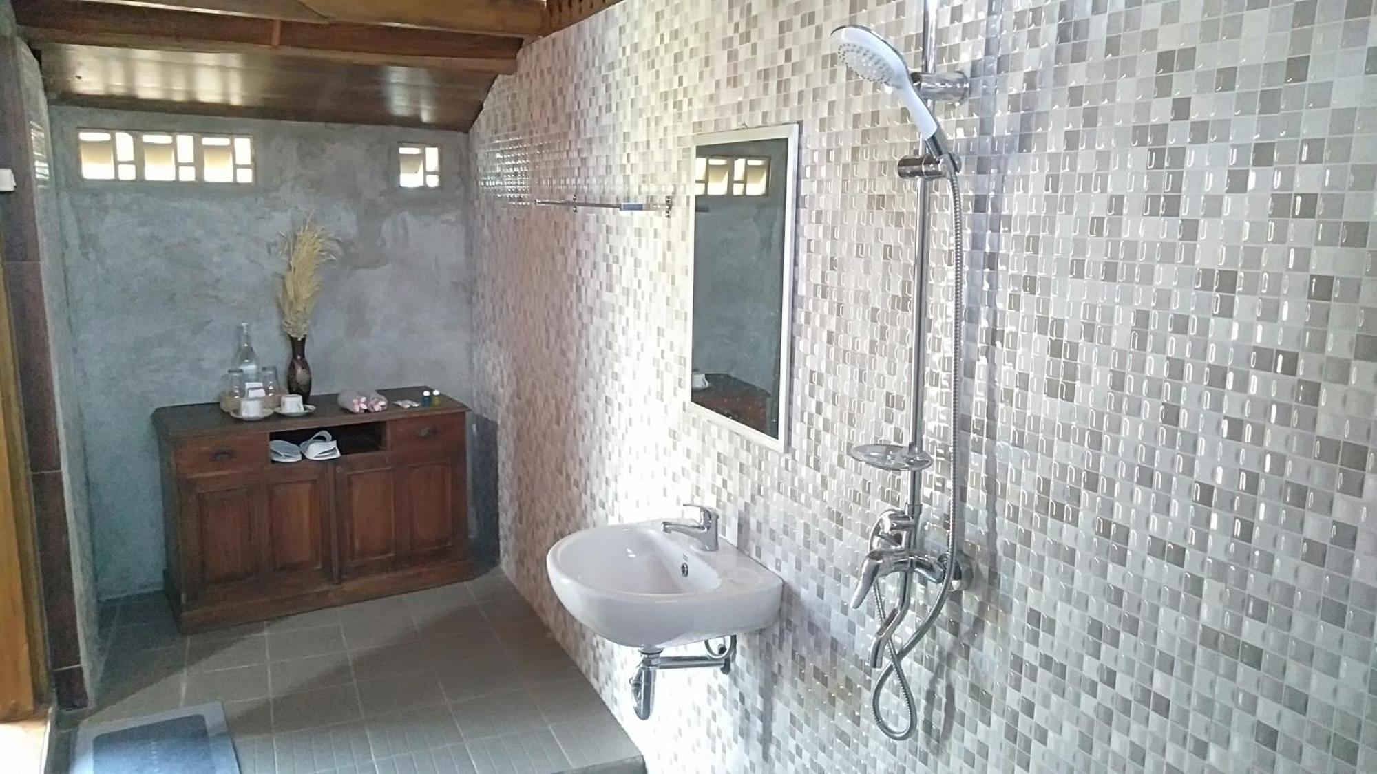 Bujak Permai Villa Matahari Lombok Ntb プラヤ エクステリア 写真