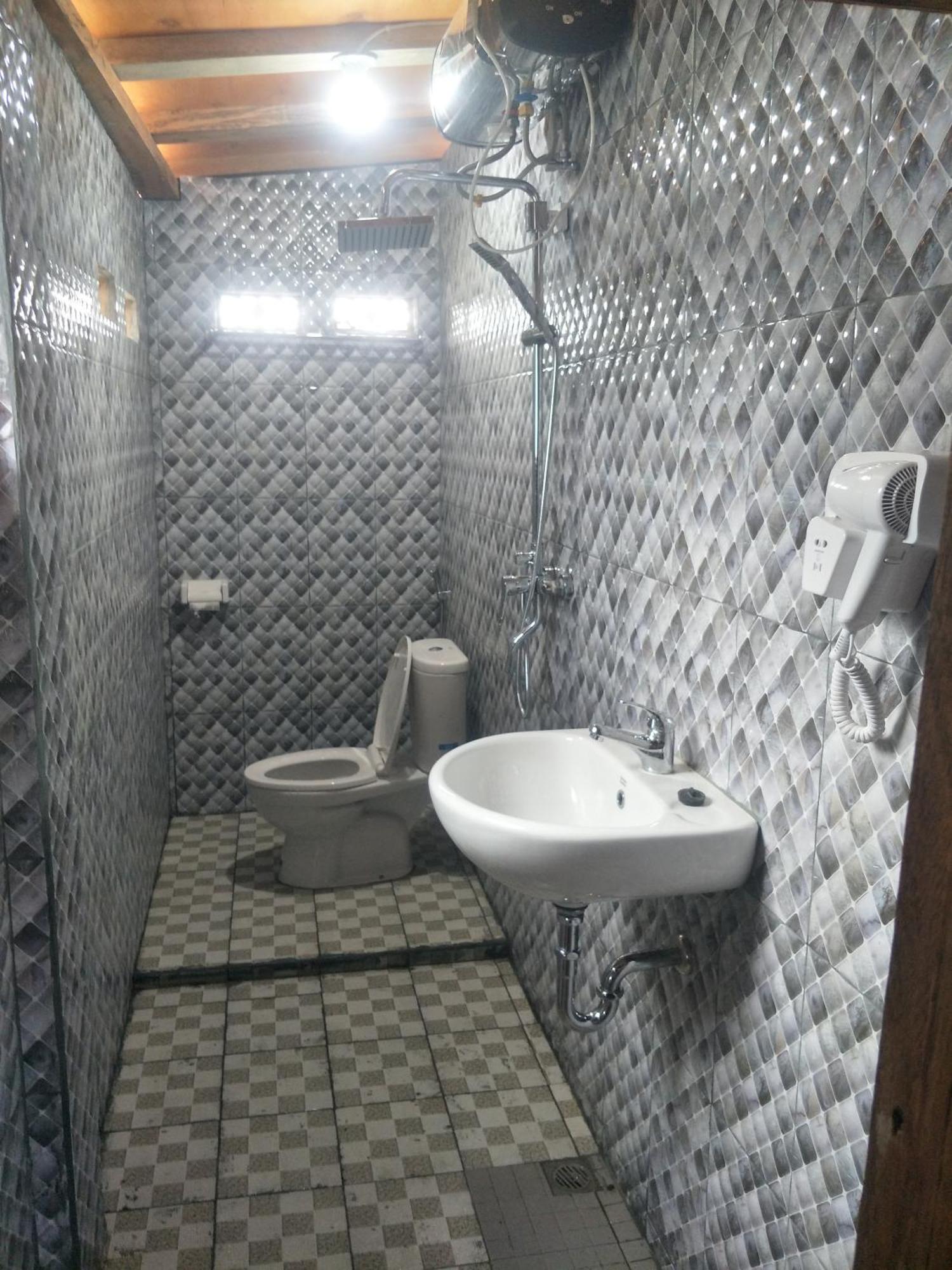 Bujak Permai Villa Matahari Lombok Ntb プラヤ エクステリア 写真